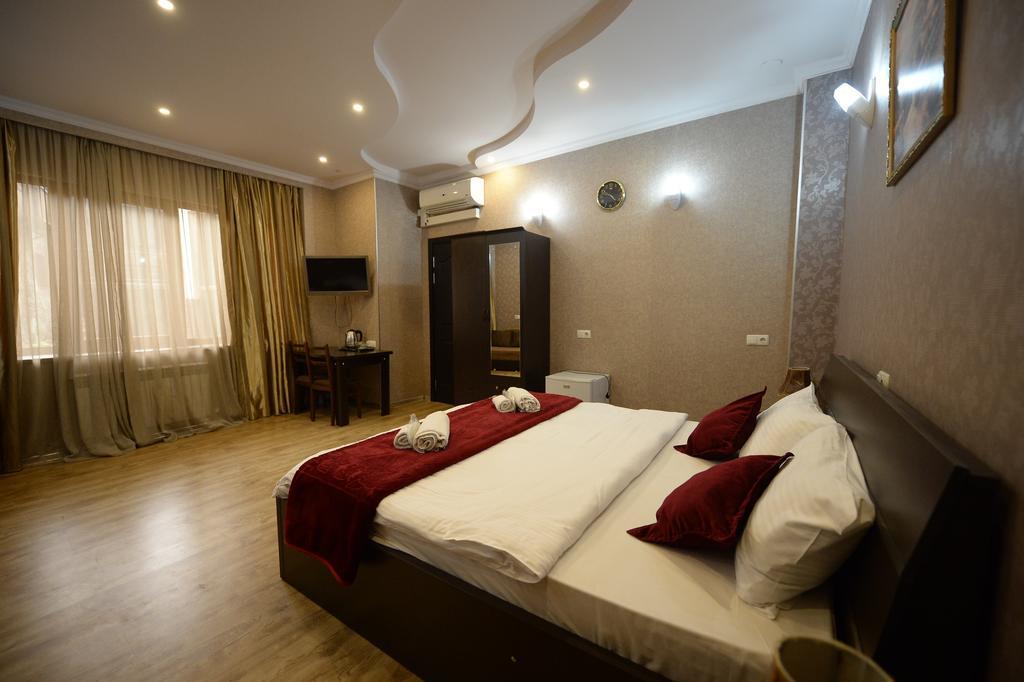 Begi Hotel Тбилиси Экстерьер фото