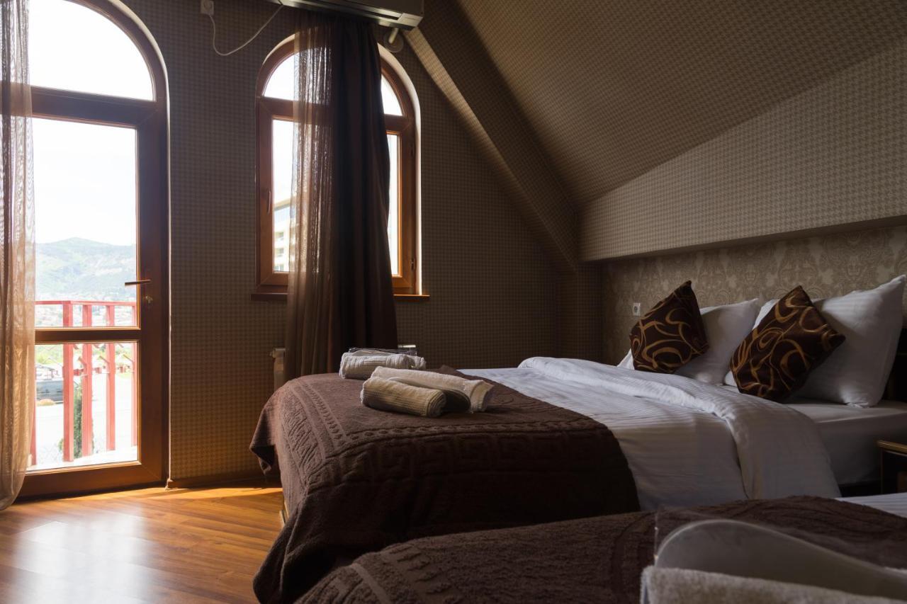 Begi Hotel Тбилиси Экстерьер фото